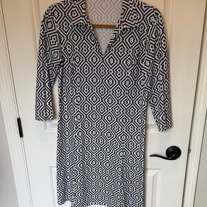 J. McLaughlin Black and White Patterned 3/4 Sleeve Dress